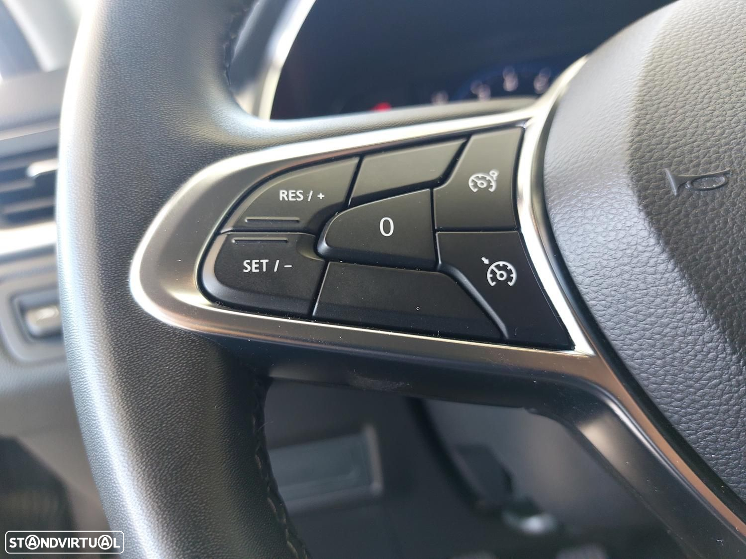 Renault Captur 1.3 TCe Exclusive - 19
