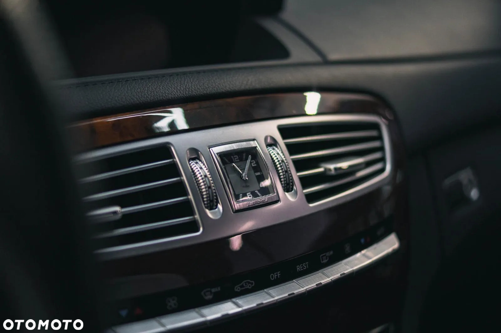 Mercedes-Benz CL 63 AMG 7G-TRONIC - 8