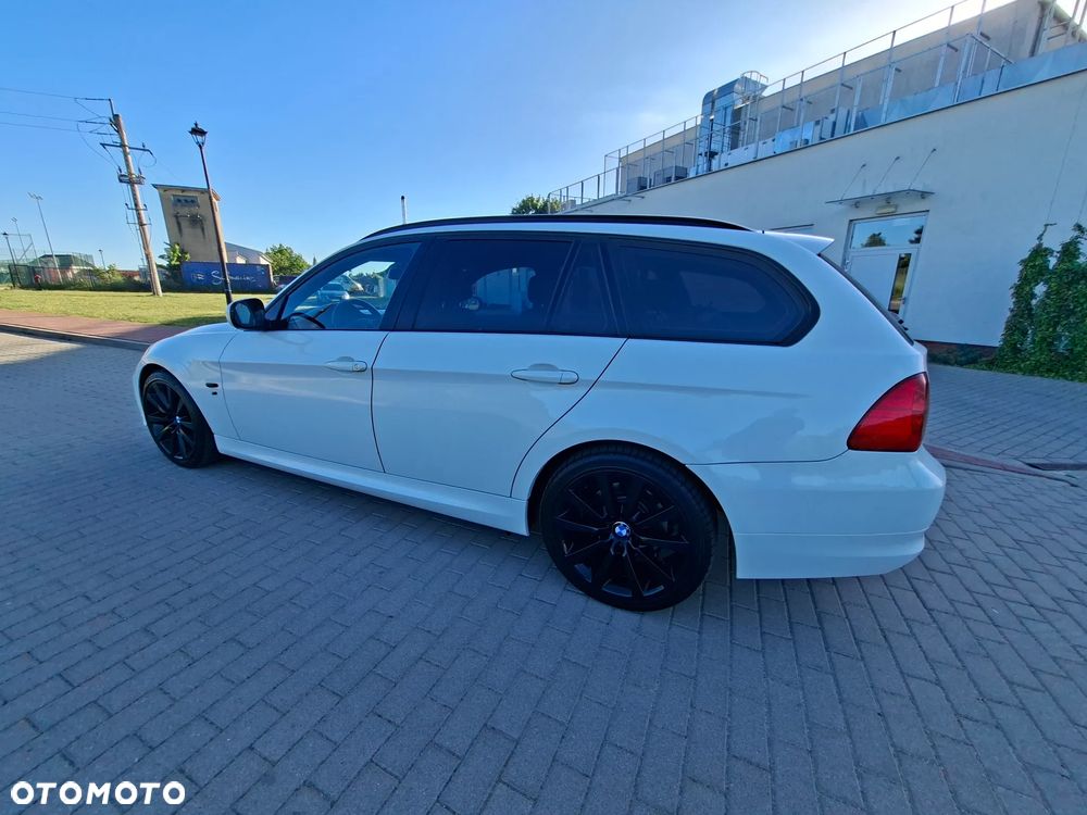 BMW Seria 3 318d M Sport EU6 - 7
