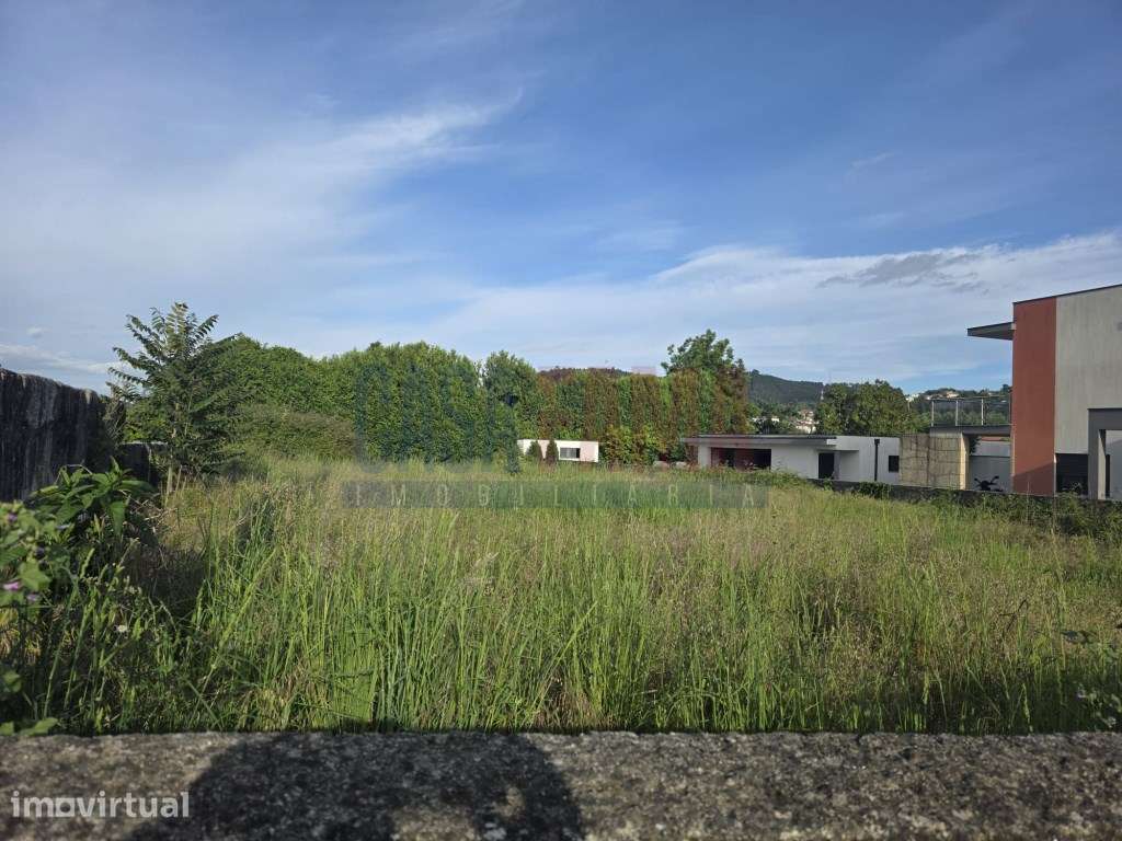 Terreno de construção em Joane - Vila Nova de Famalicão - Grande imagem: 3/10