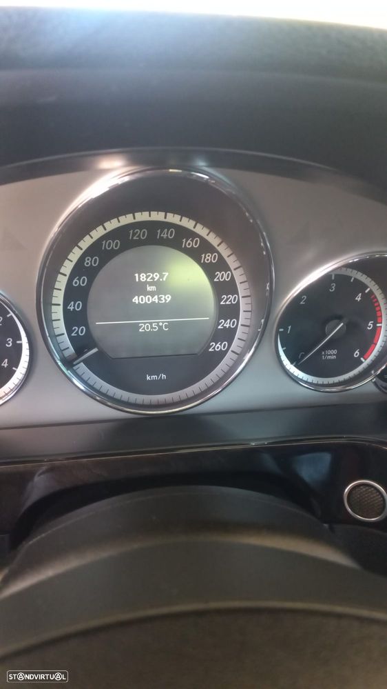 Mercedes-Benz E 250 BlueTEC Elegance - 8