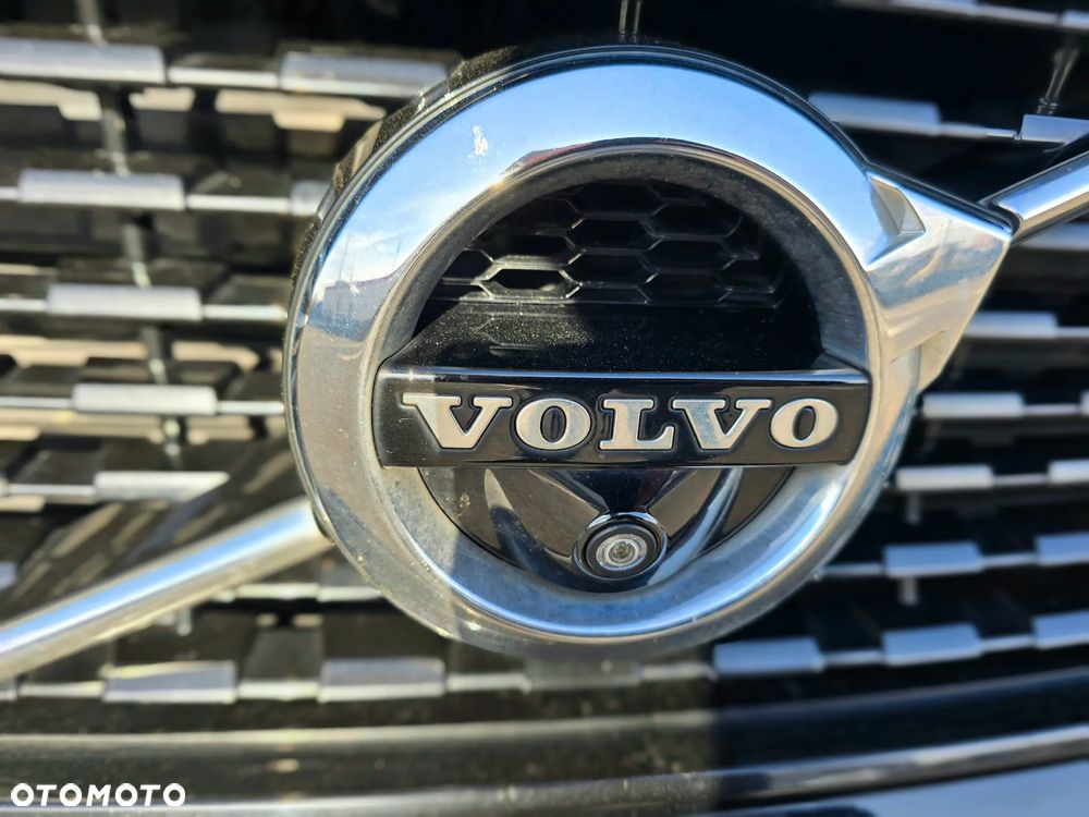 Volvo XC 40 T4 R-Design - 11