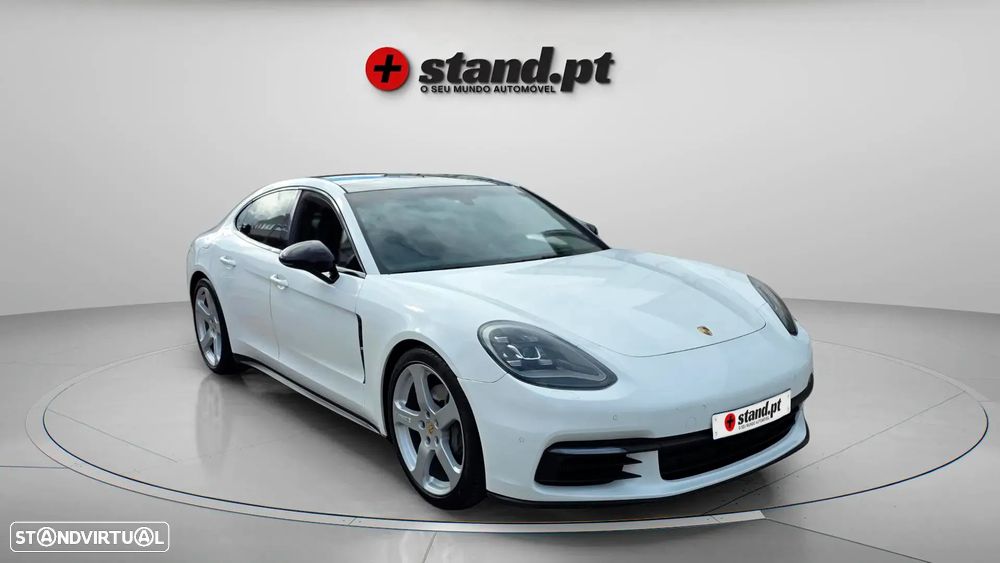 Porsche Panamera 4S - 3