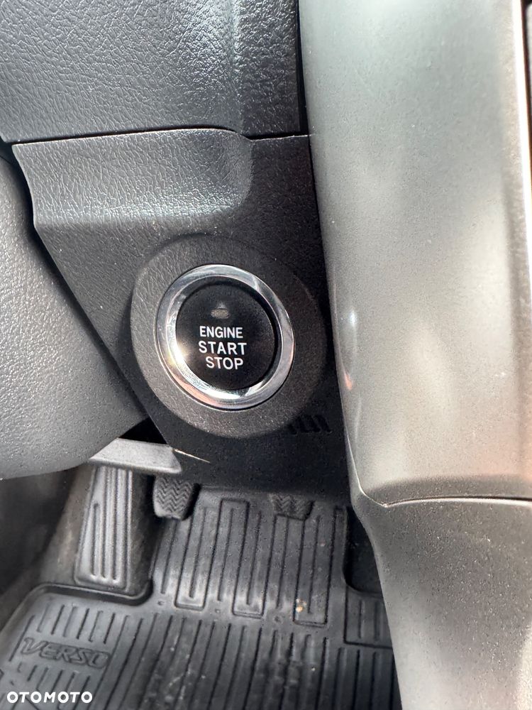 Toyota Verso 2.0 D-4D Premium - 17