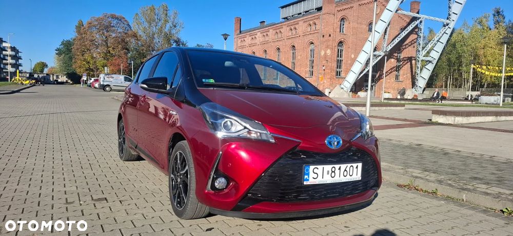 Toyota Yaris Hybrid 100 Dynamic - 5