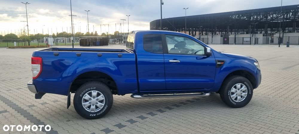 Ford Ranger XLT - 2