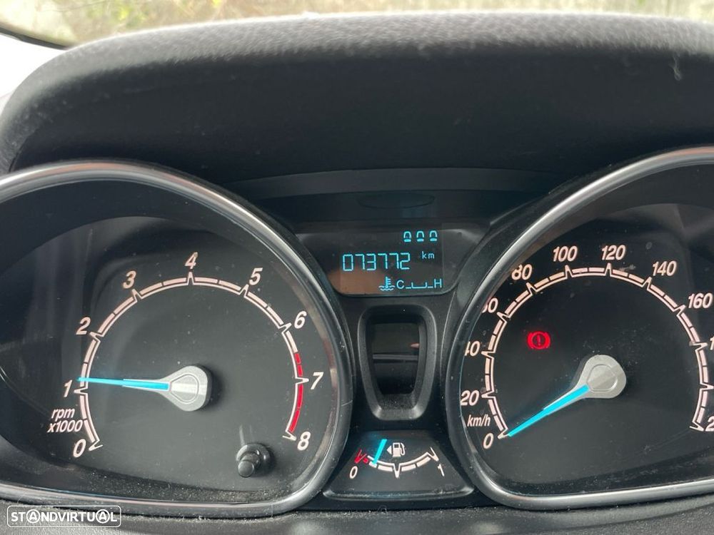 Ford Tourneo Courier 1.0 EcoBoost Titanium - 3