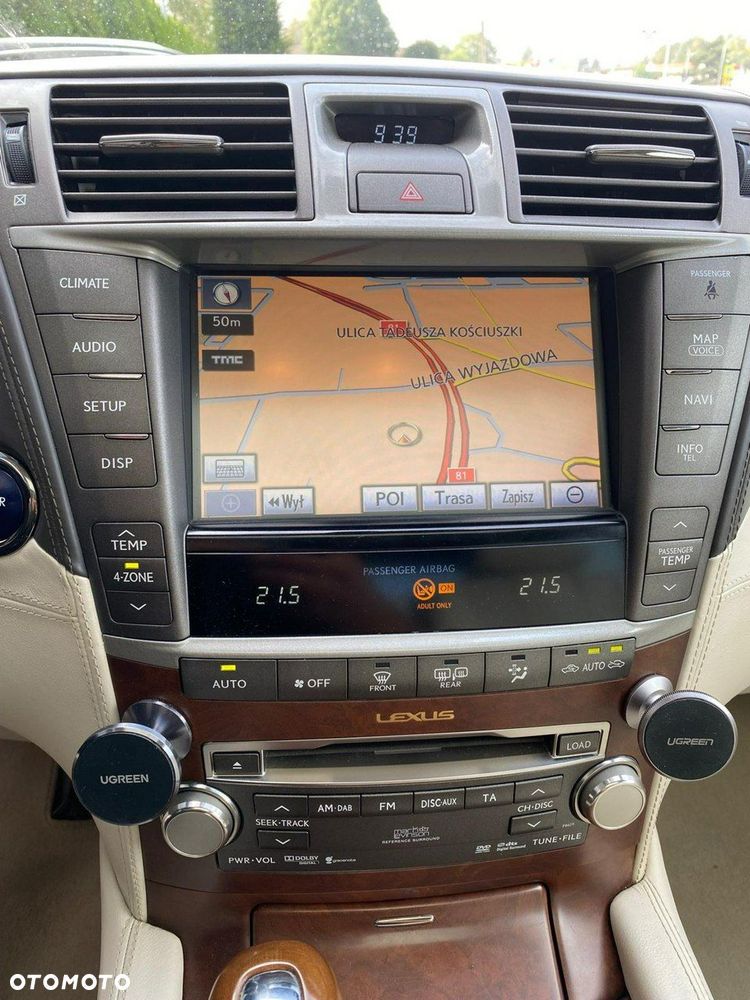 Lexus LS - 18