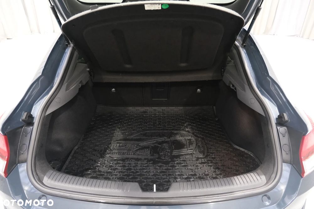 Hyundai i30 1.5 T-GDI 48V Executive DCT - 10