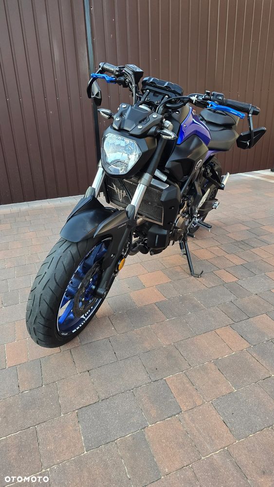 Yamaha MT - 2