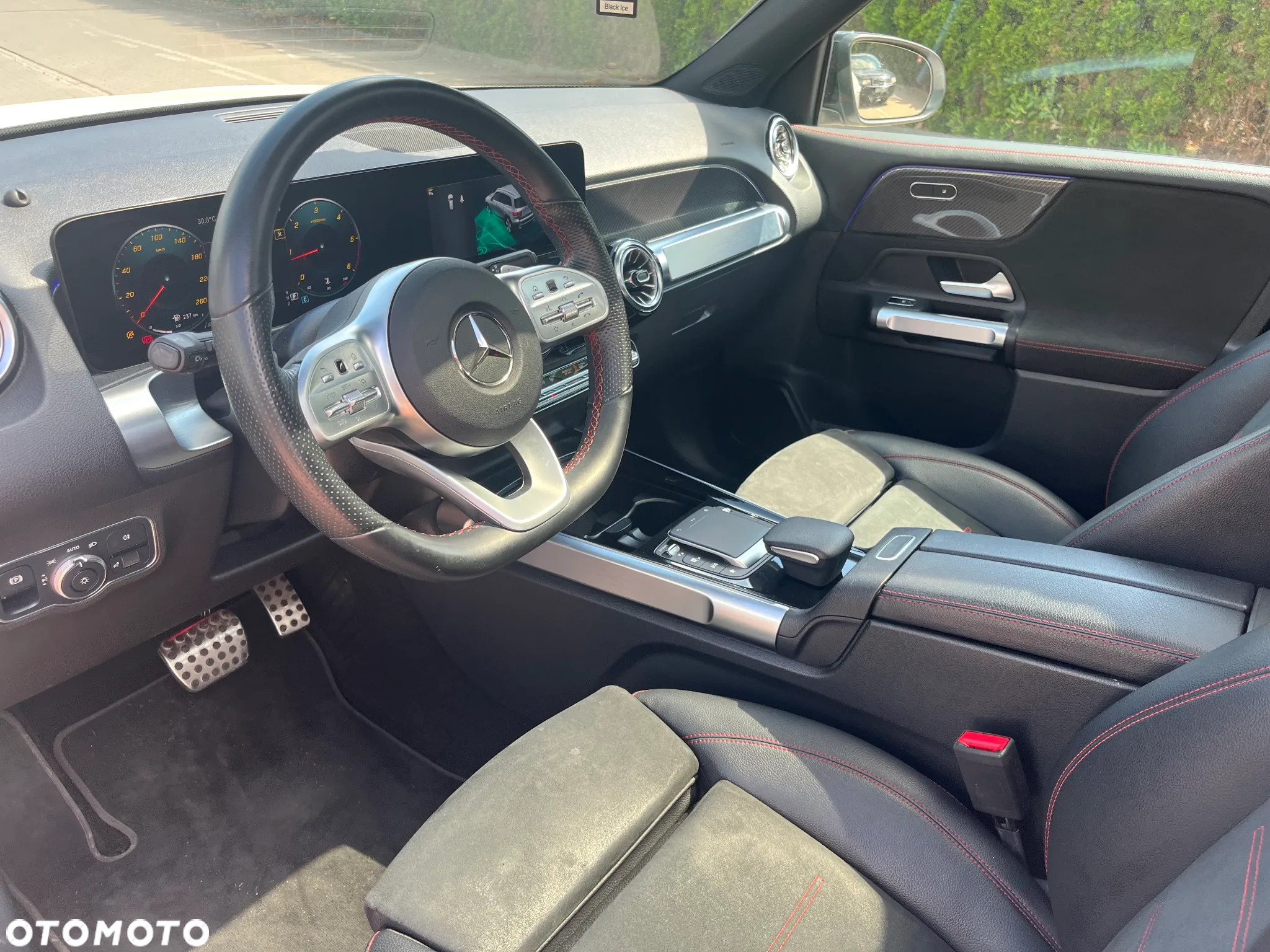 Mercedes-Benz GLB 180 d AMG Line 8G-DCT - 10