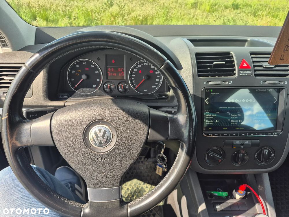 Volkswagen Golf 1.6 Trendline - 5