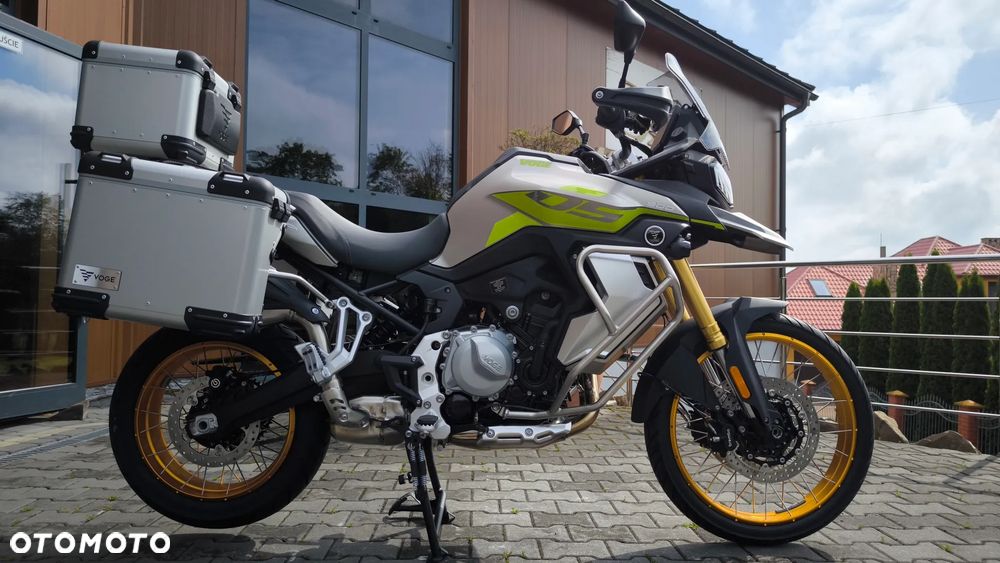 VOGE 900DSX - 4