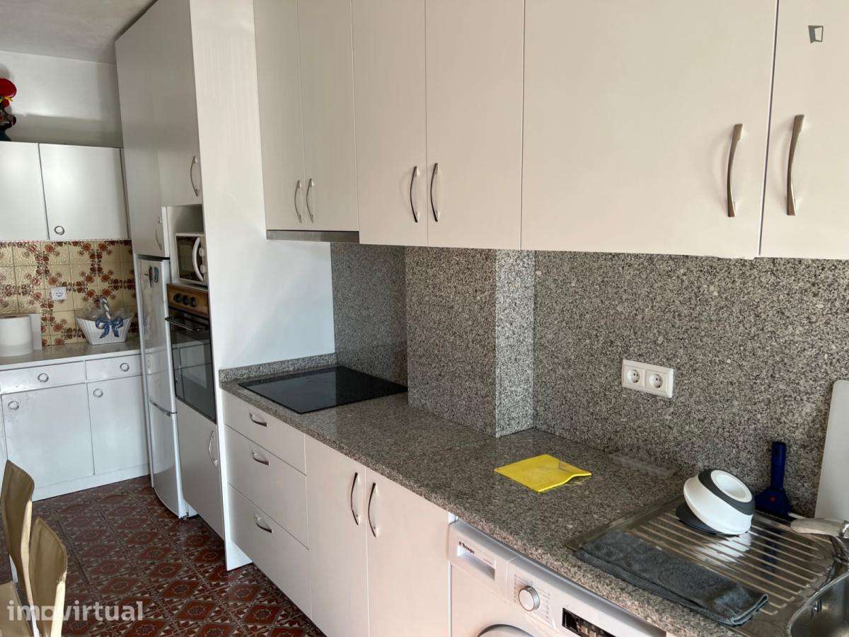 Quarto - localizado em Trofa Porto - Grande imagem: 2/9