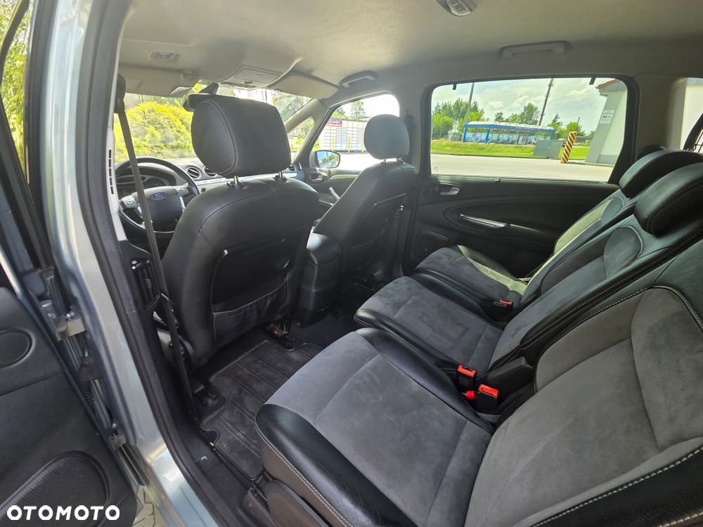 Ford S-Max 2.0 TDCi DPF Titanium - 33