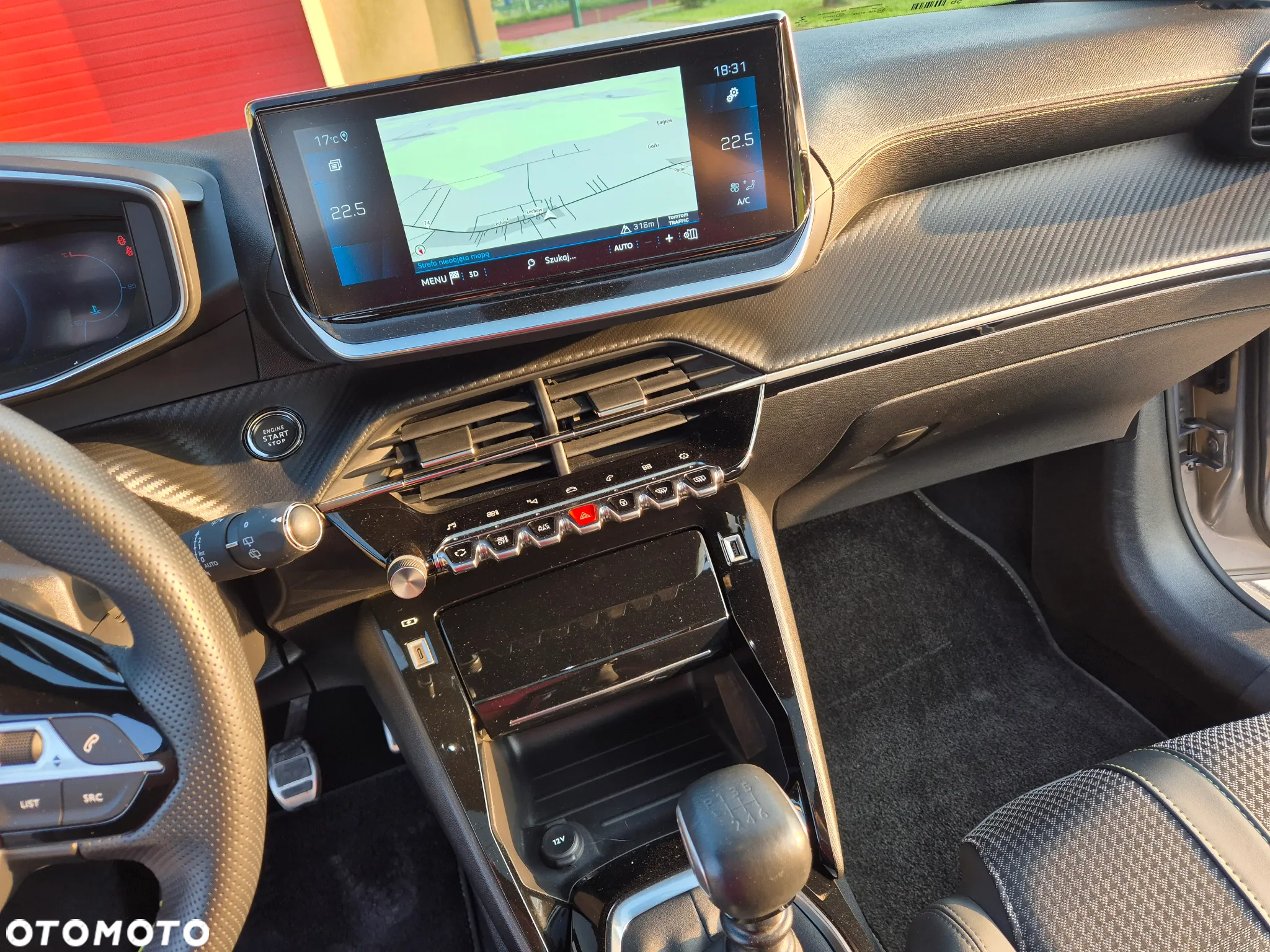 Peugeot 208 PureTech 100 GT Pack - 18