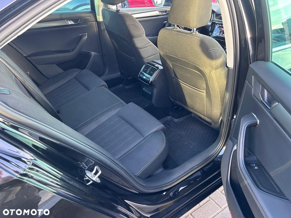 Skoda Superb 2.0 TSI Style DSG - 19