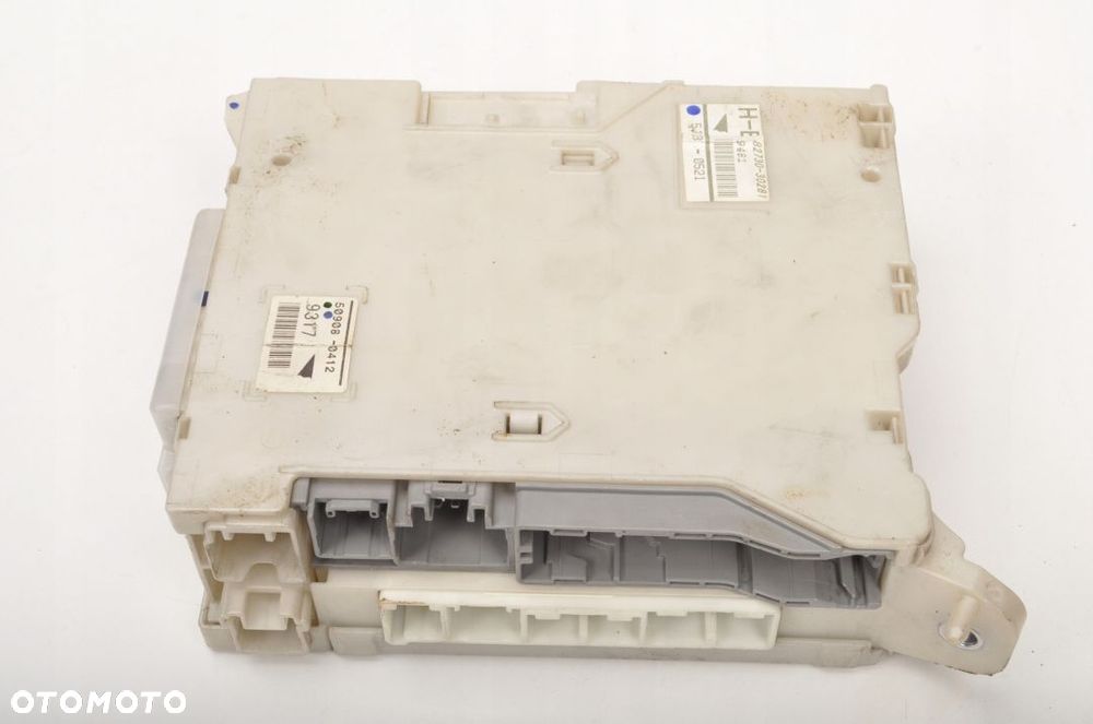 LEXUS GS III 430H OBUDOWA SKRZYNKI BEZPIECZNIKÓW - 1