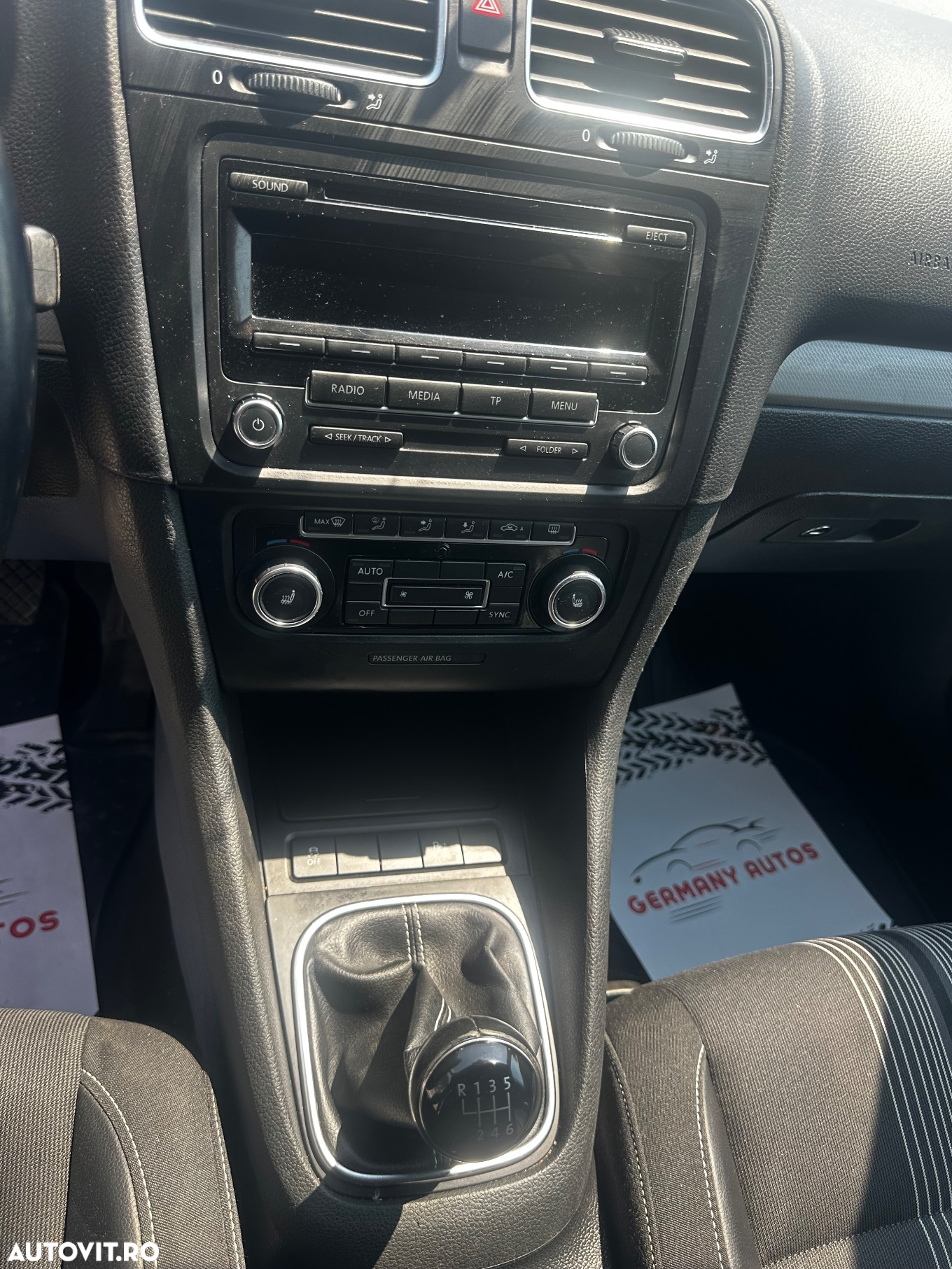Volkswagen Golf 1.6 TDI 4Motion BMT Highline - 20