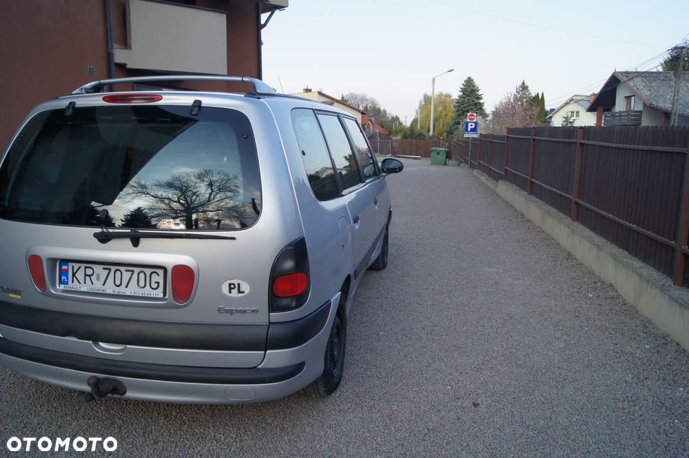 Renault Espace 2.2 TD RT - 7