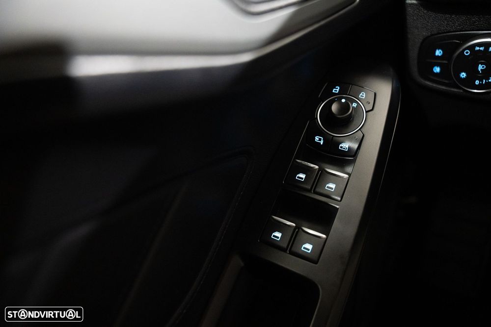 Ford Focus 1.0 EcoBoost MHEV ST-Line - 13