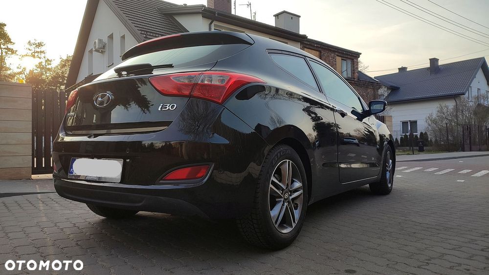 Hyundai i30 1.6 CRDi Premium - 23