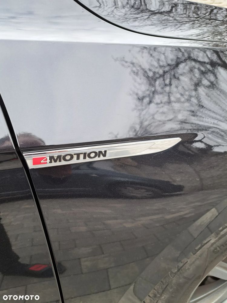 Volkswagen Passat 2.0 TDI BMT 4Mot Highline DSG - 12