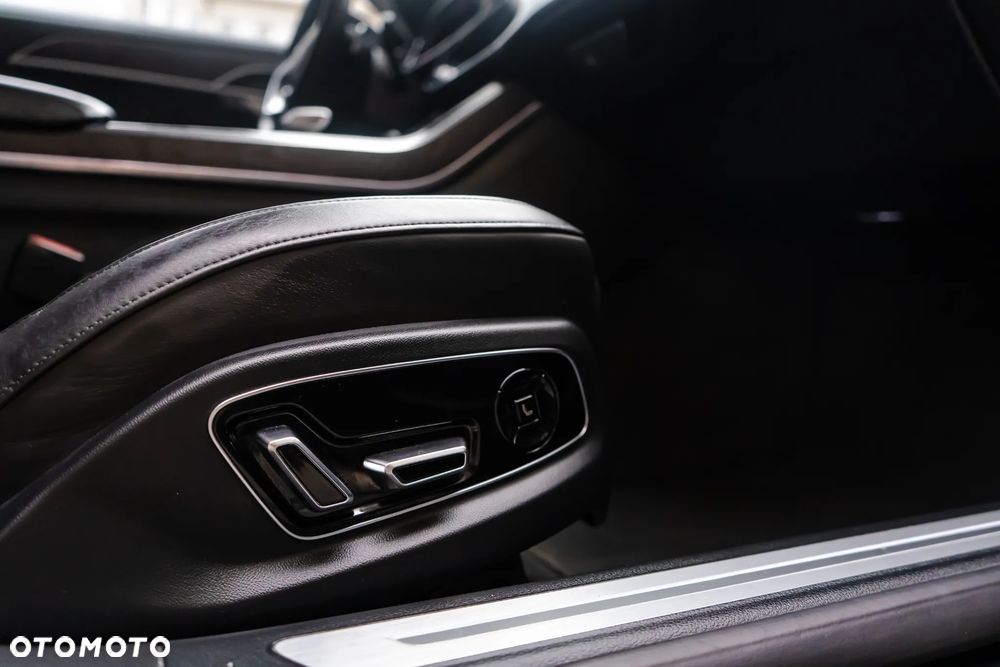 Audi A8 - 36