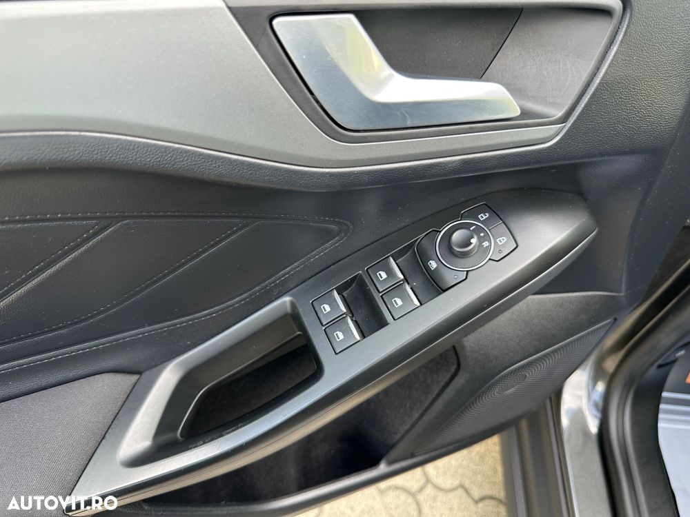 Ford Focus 1.5 EcoBlue Titanium - 23