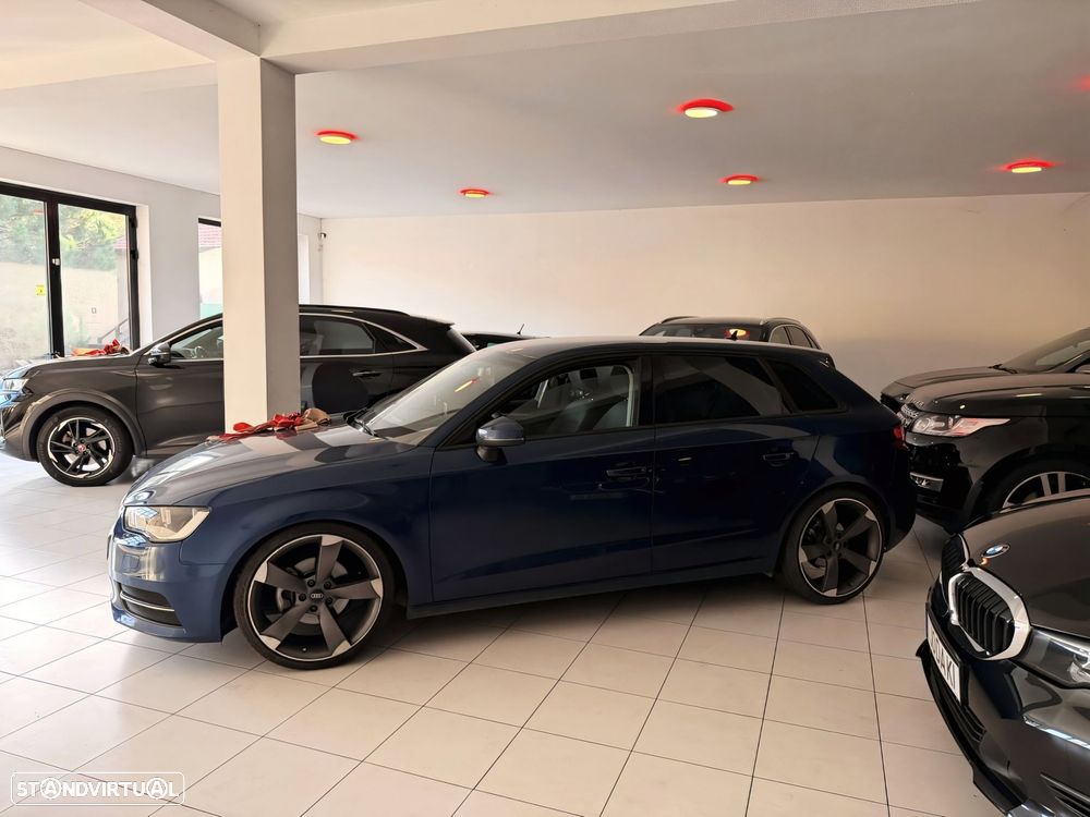 Audi A3 Sportback 1.6 TDI Advance Ultra - 6