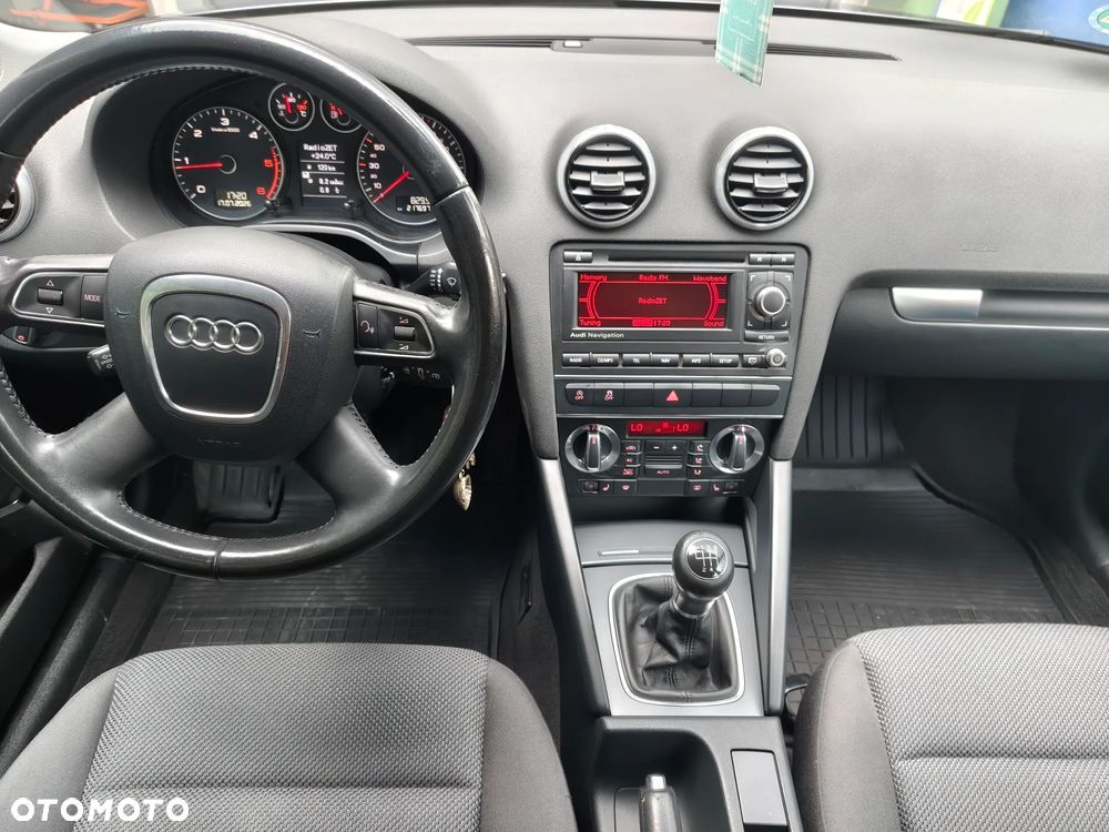 Audi A3 Sportback 2.0 TDI DPF Ambiente - 13