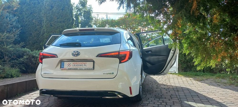 Toyota Corolla 1.8 Hybrid Comfort - 34