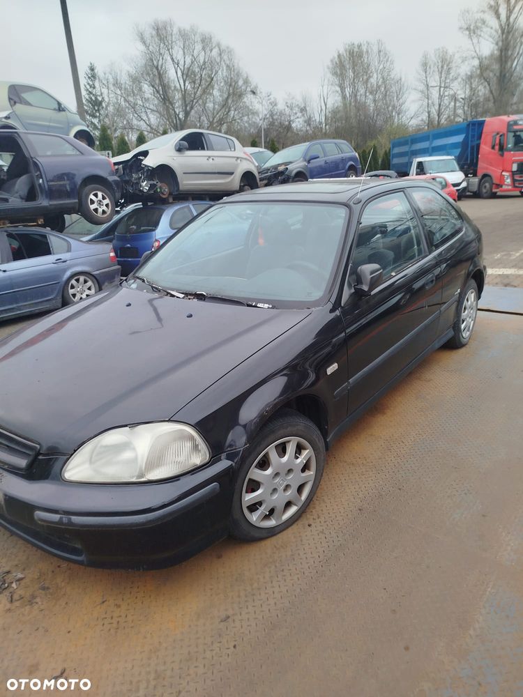 Honda Civic 6 na części. - 2