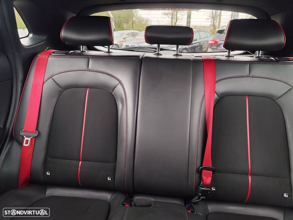 Hyundai Kauai 1.6 CRDi Premium 7DCT - 32