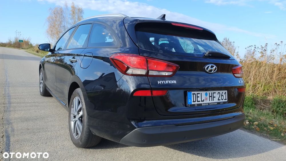 Hyundai i30 1.6 CRDi Classic + DCT - 26