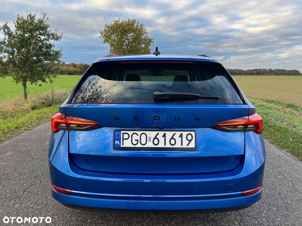 Skoda Octavia 2.0 TDI Sportline DSG - 6