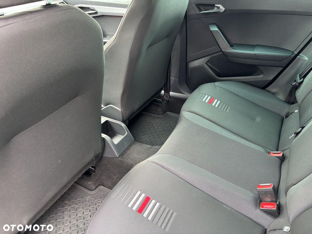 Seat Arona - 13