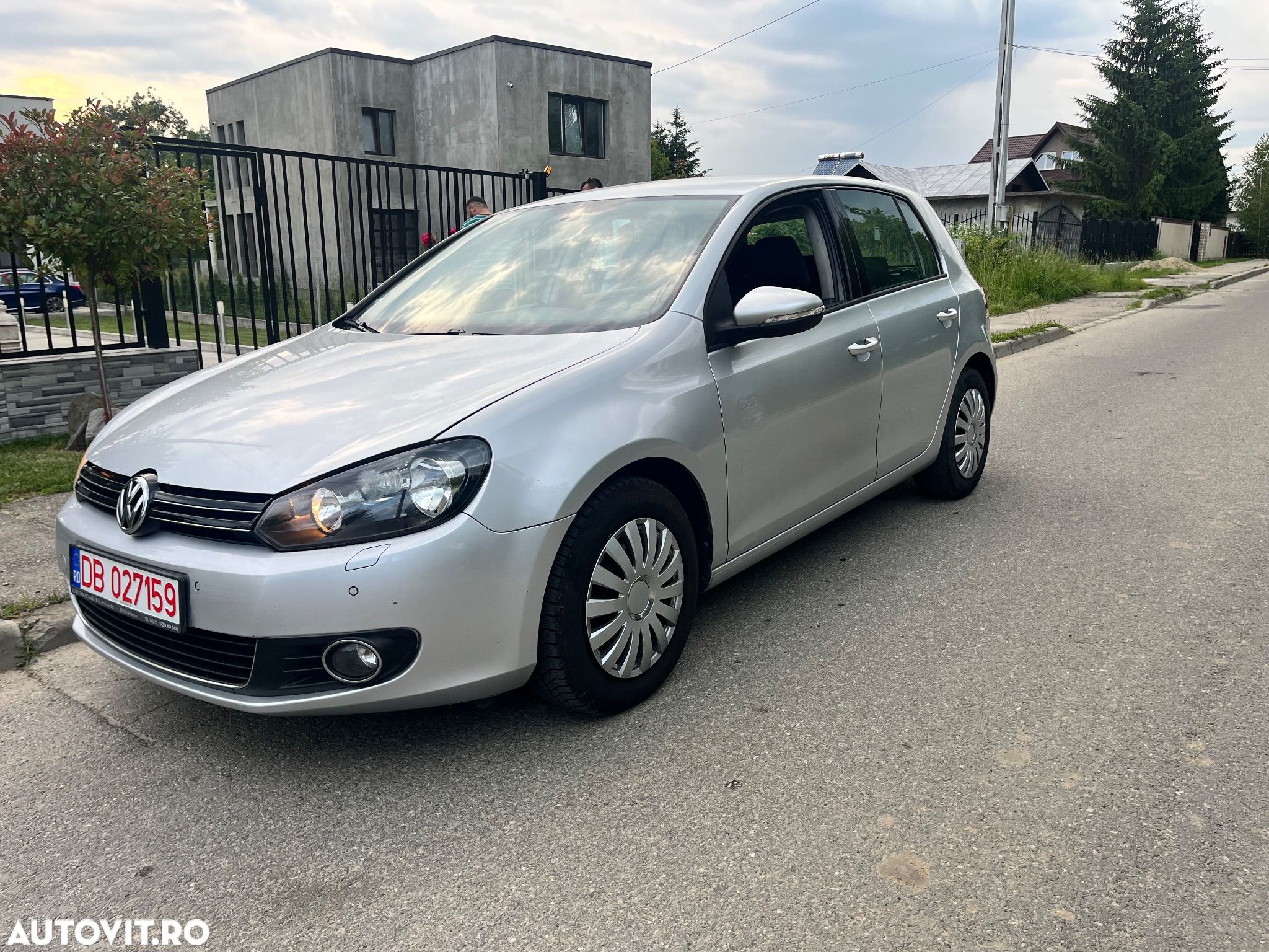 Volkswagen Golf 1.4 TSI DSG Highline - 1