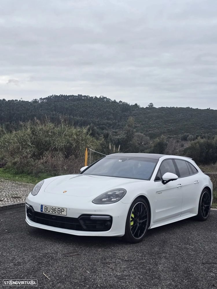Porsche Panamera Sport Turismo Turbo S E-Hybrid - 1