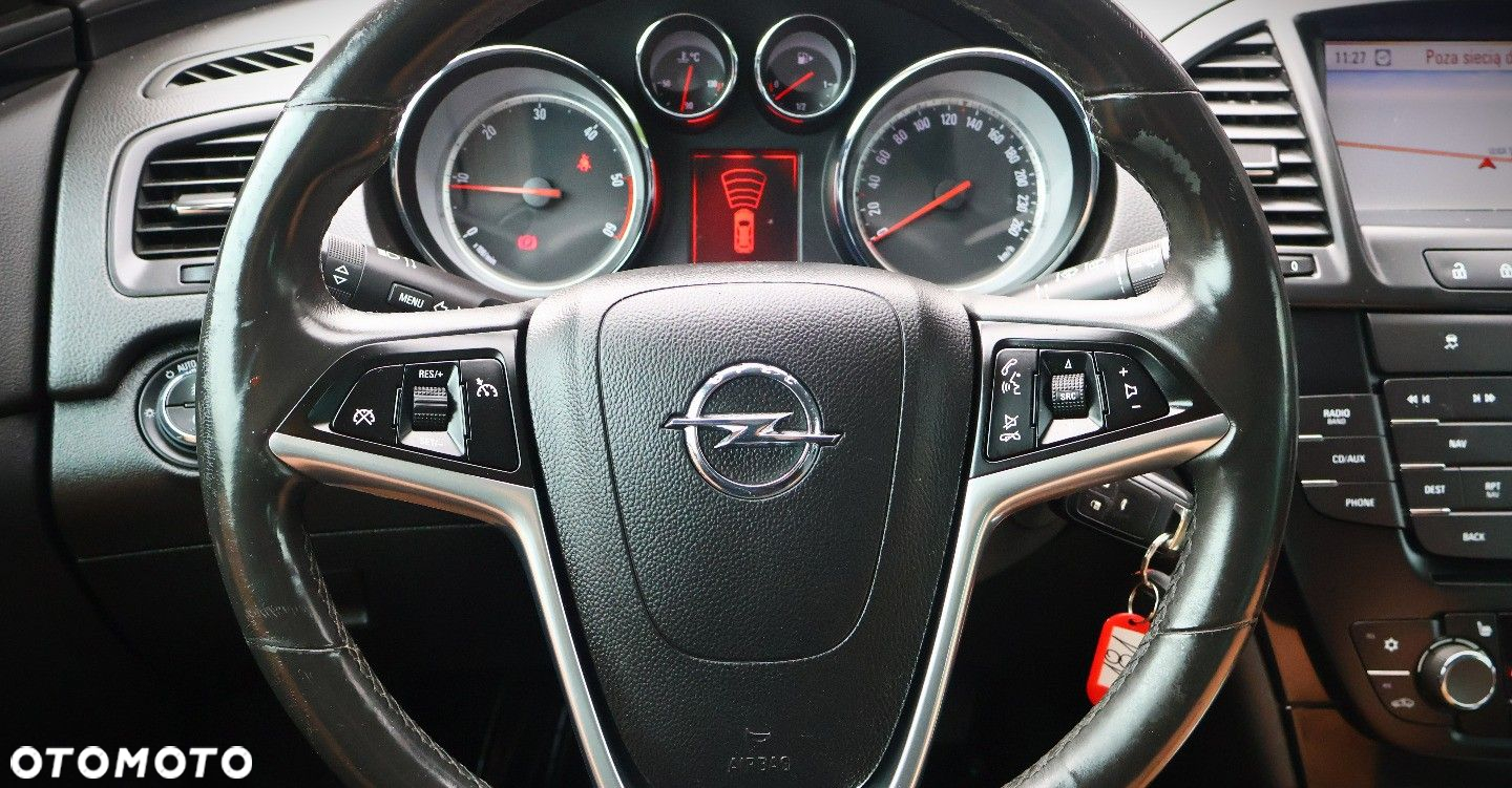 Opel Insignia - 11