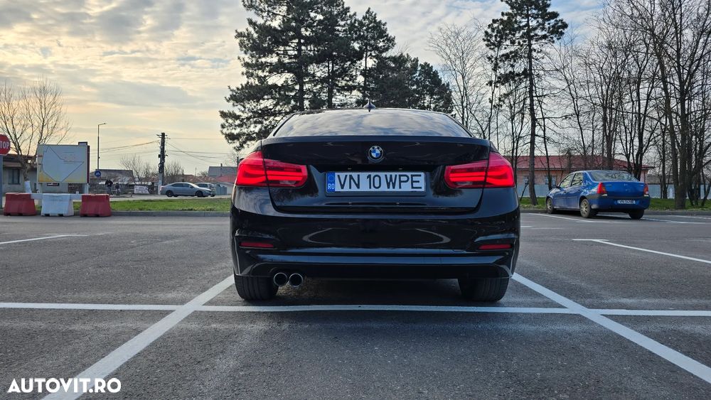 BMW Seria 3 320i AT - 7