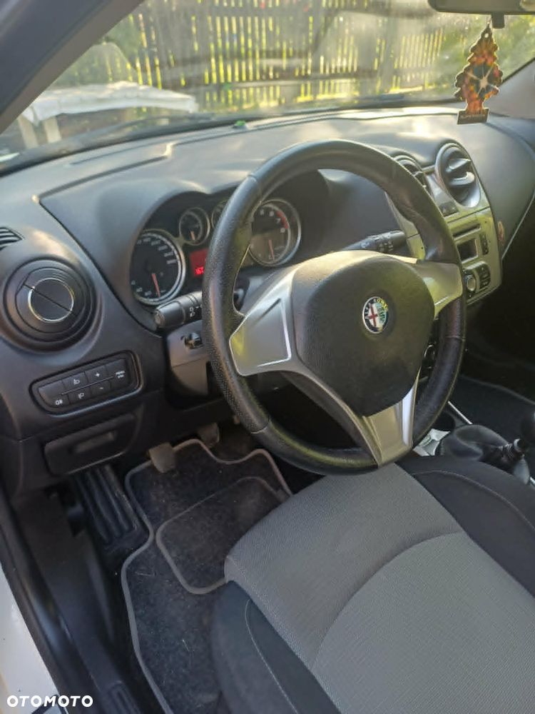 Alfa Romeo Mito - 2