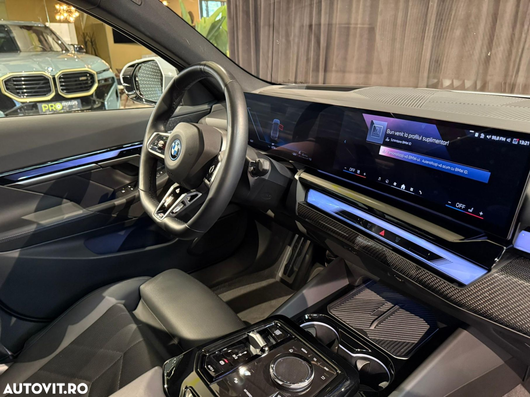 BMW Seria 5 550e xDrive Aut. - 23