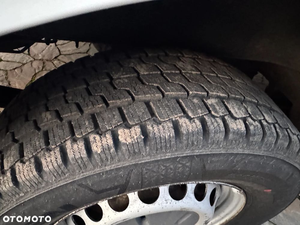 Mercedes-Benz Sprinter - 17