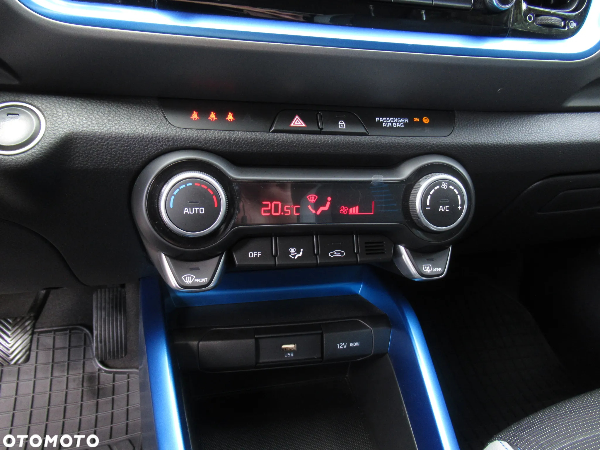 Kia Stonic 1.2 L Business Line - 18