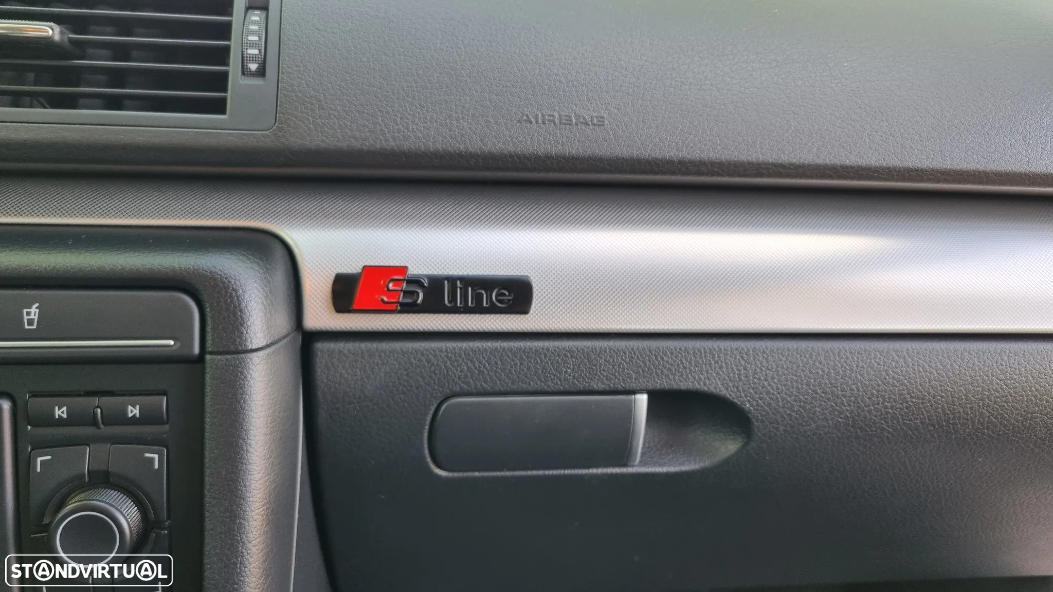 Audi A4 2.0 TDI S-line - 31