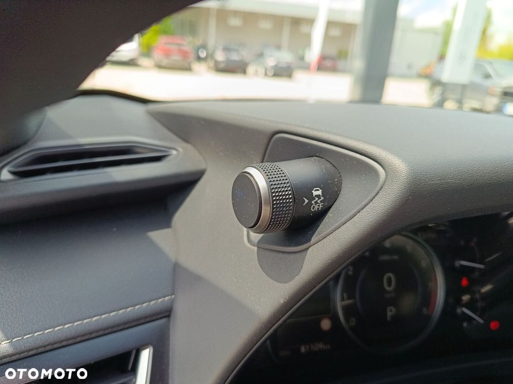 Lexus UX 200 GPF Business Edition 2WD - 22