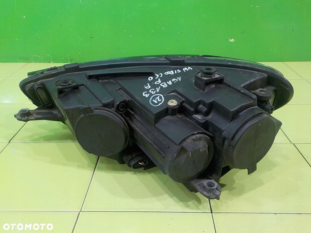 VW SCIROCCO 1.4 TSI 11r HB 3D lampa prawa przod - 15