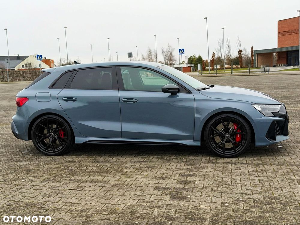 Audi RS3 Sportback TFSI quattro S tronic - 4