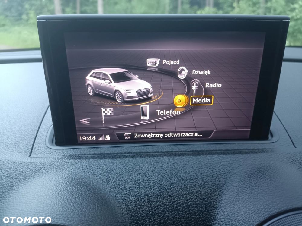 Audi A3 Sportback - 15